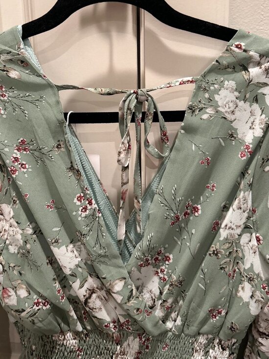 Prettywear Sage Green Floral Dress - Picture 5 of 12